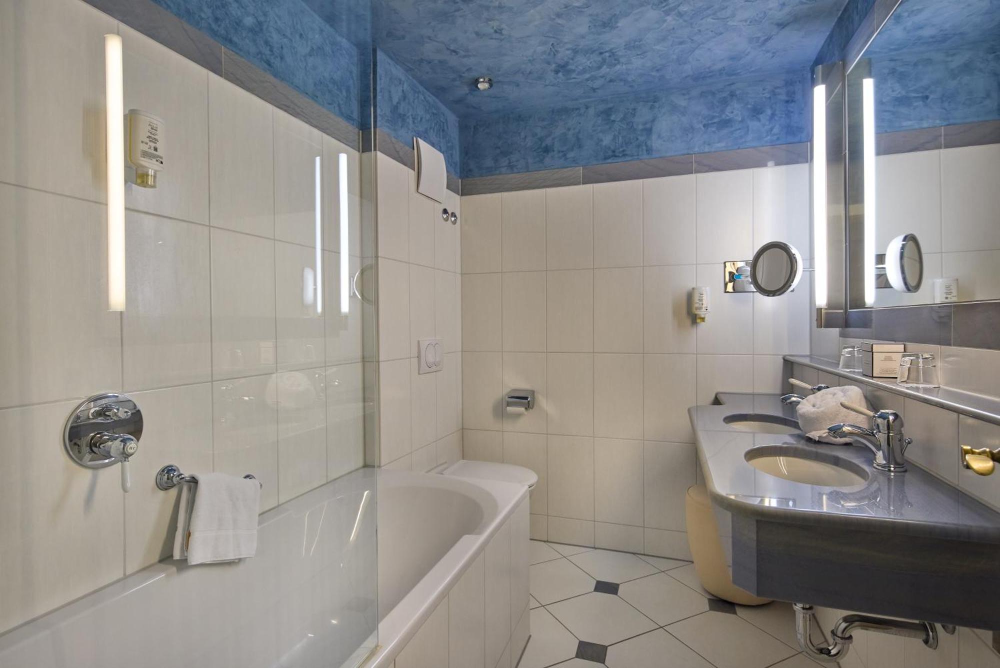 Trip Inn Hotel Der Adelshof Schwaebisch Hall Ngoại thất bức ảnh